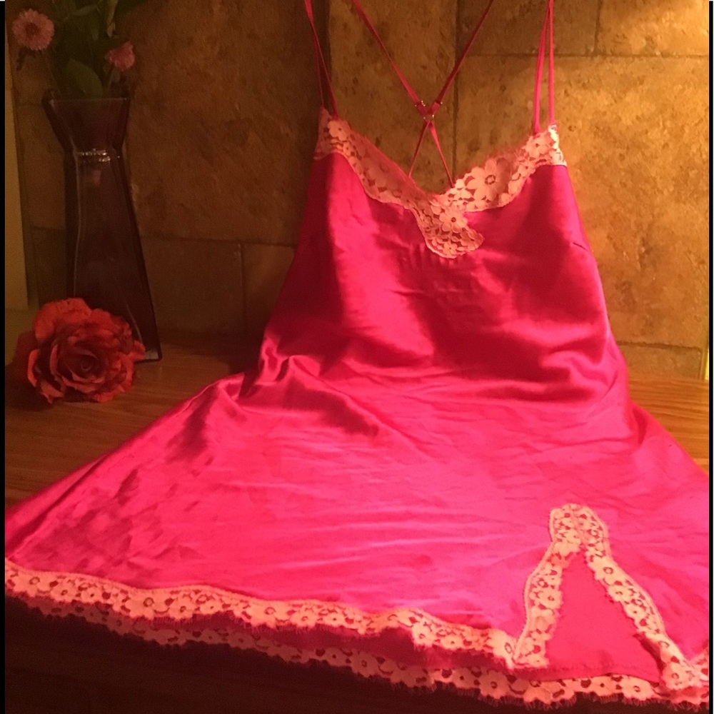 VS Victoria’s Secret Hot Pink Valentines Chemise